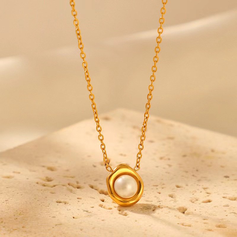 O1CN015TLdlv1bhg1uYQ61S_!!2206389593497-0-cib Niche Cool-Temperament Pearl Necklace for Women - Autumn & Winter Collarbone Chain, Light Luxury Temperament Pendant, Fade-Resistant Vintage French-Style Necklace - Image 1