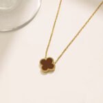 Fashionable titanium steel 13mm four-leaf clover set, simple and versatile, a must-have for internet celebrities, collarbone chain and ear accessories, factory direct supply. - Image 3